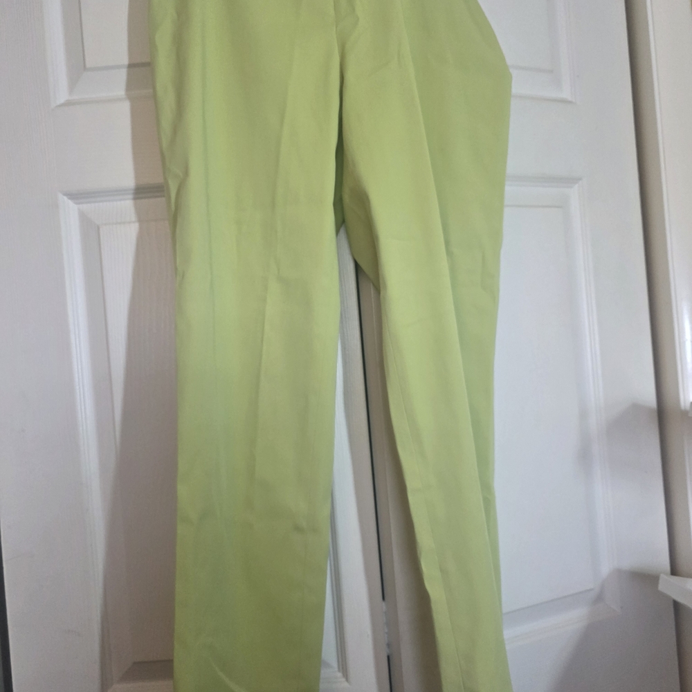 DStudio Light Green Trousers With Side Zipper. Size 4.